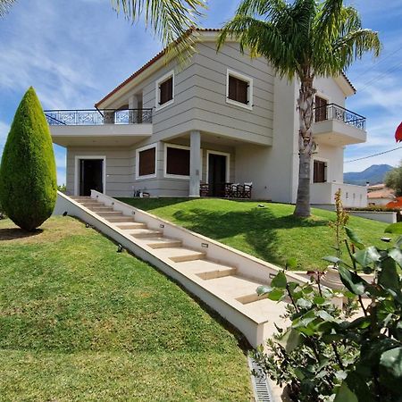 Dimitris Villa Aigio Exteriör bild