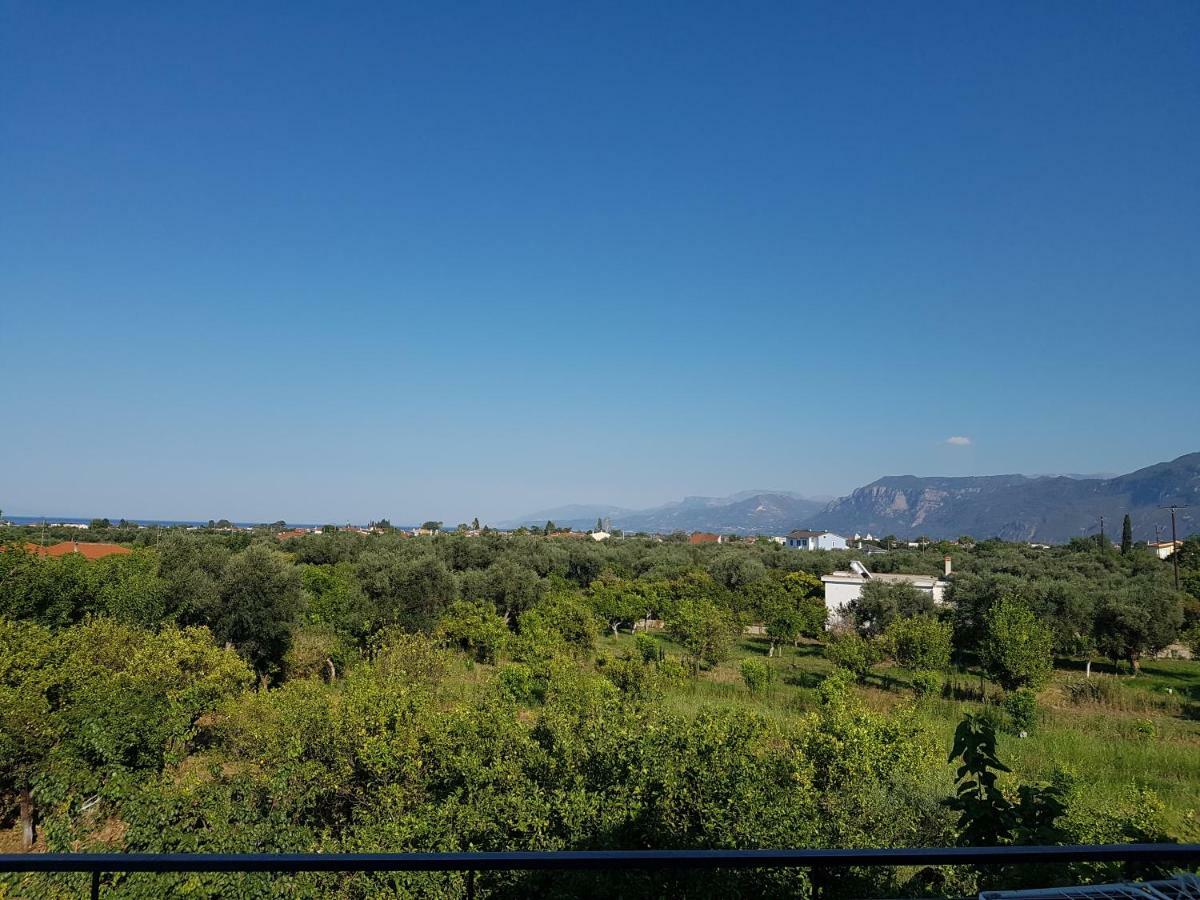 Dimitris Villa Aigio Exteriör bild