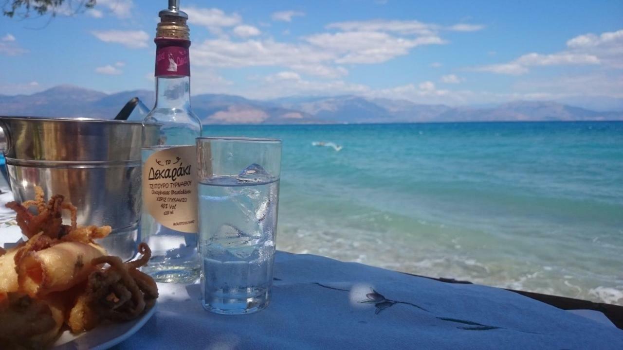 Dimitris Villa Aigio Exteriör bild